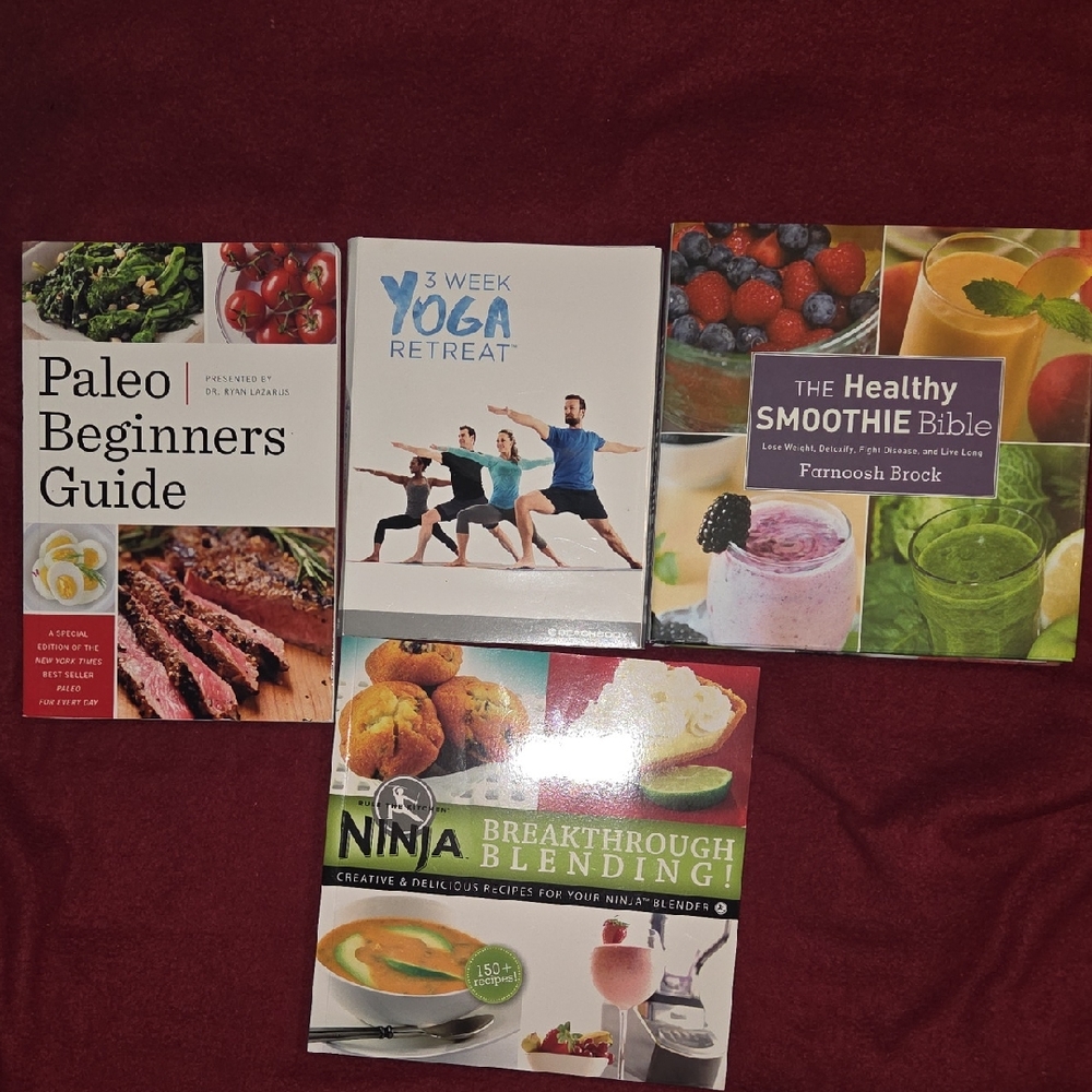 Ninja Breakthrough Blending Cookbook with Colorful Covers